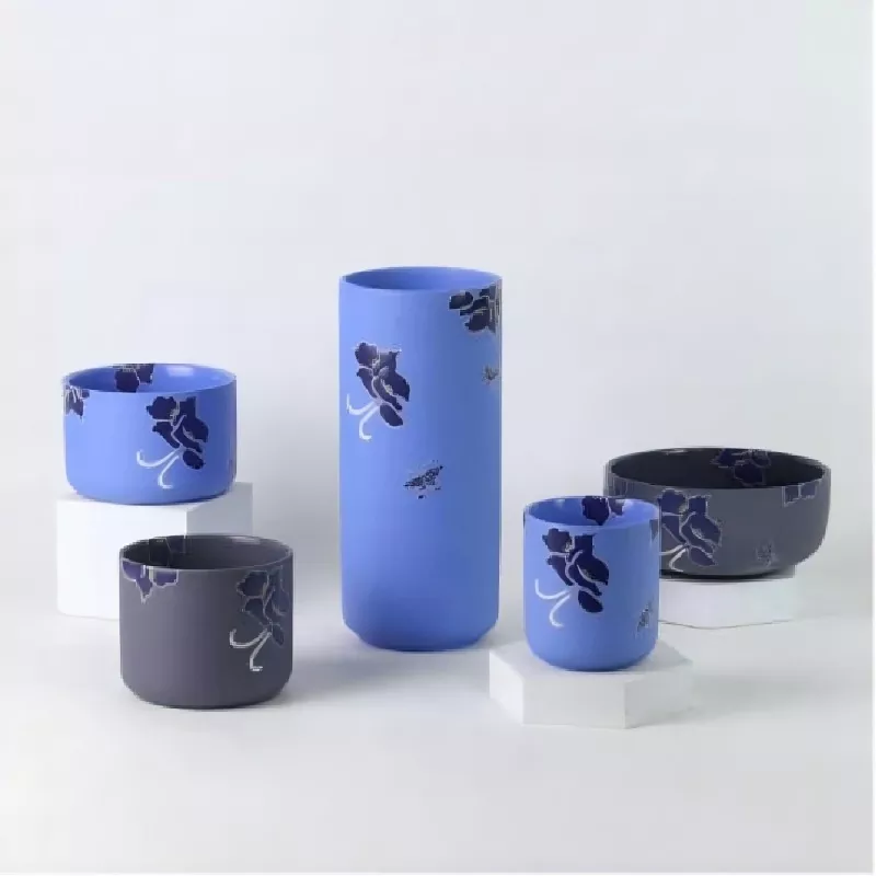 vases ceramic ທີ່ໃຊ້ດ້ວຍມືແບບຄລາສສິກ